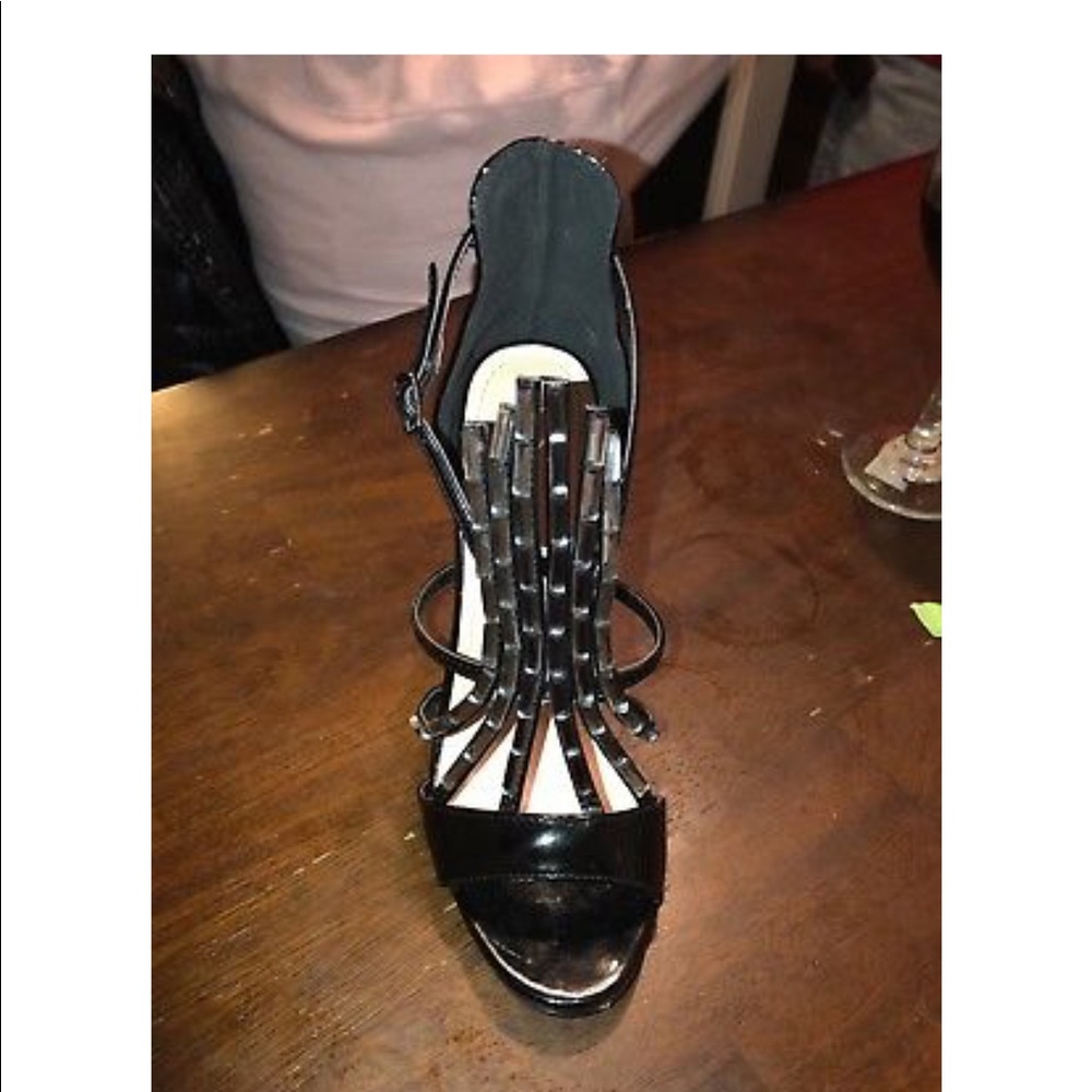 Black high heels size 8